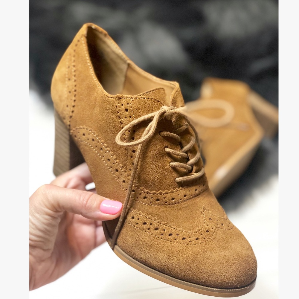 STEVE MADDEN Cognac Tan Suede Oxford Omyra Bootie - Picture 3 of 8